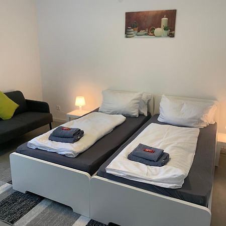 Cityapartment Platinum Mit Balkon Bzw,Terrasse บีเลอเฟล์ด ภายนอก รูปภาพ
