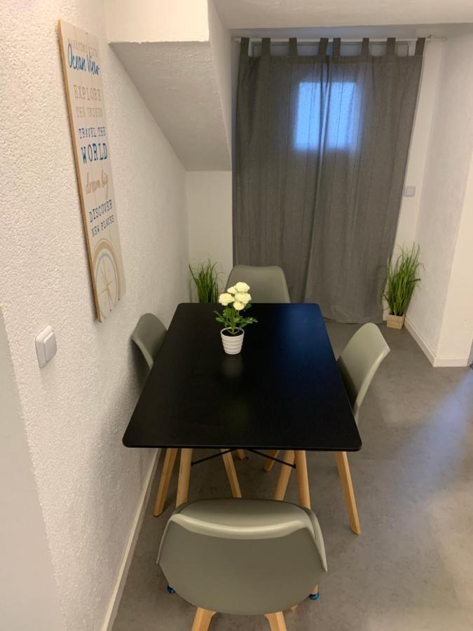 Cityapartment Platinum Mit Balkon Bzw,Terrasse บีเลอเฟล์ด ภายนอก รูปภาพ